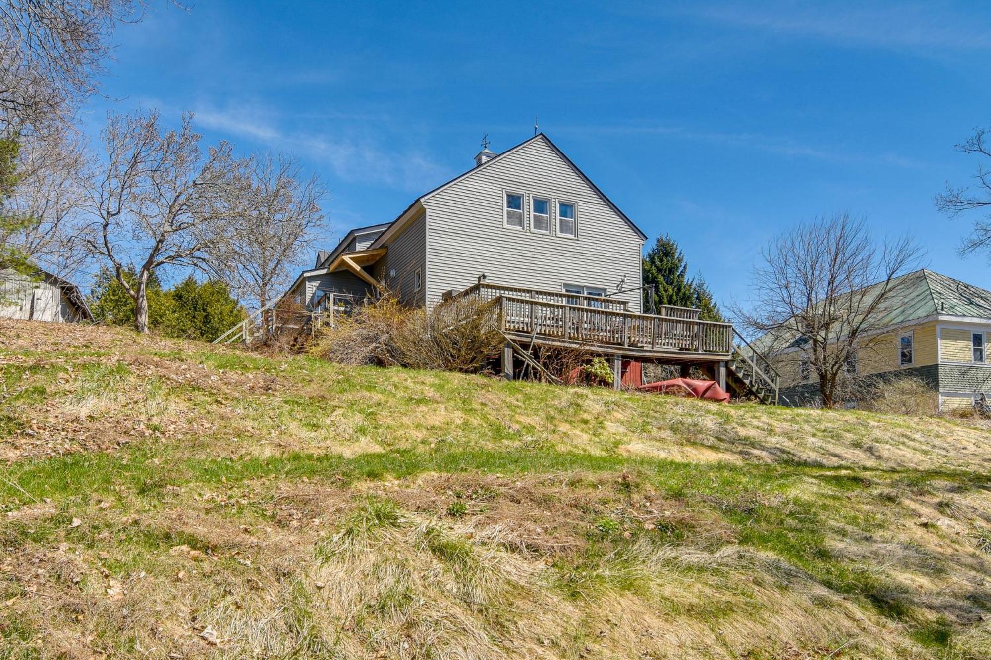 Oakland Apt On Messalonskee Lake With Dock Access! Lejlighed Waterville Eksteriør billede